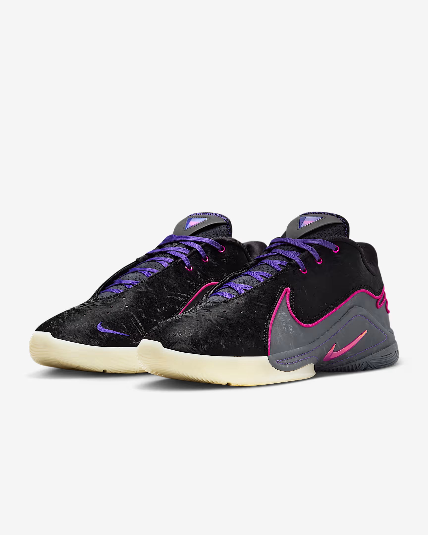 LeBron XXII EP 'Blacklight' – OverSoleMNL