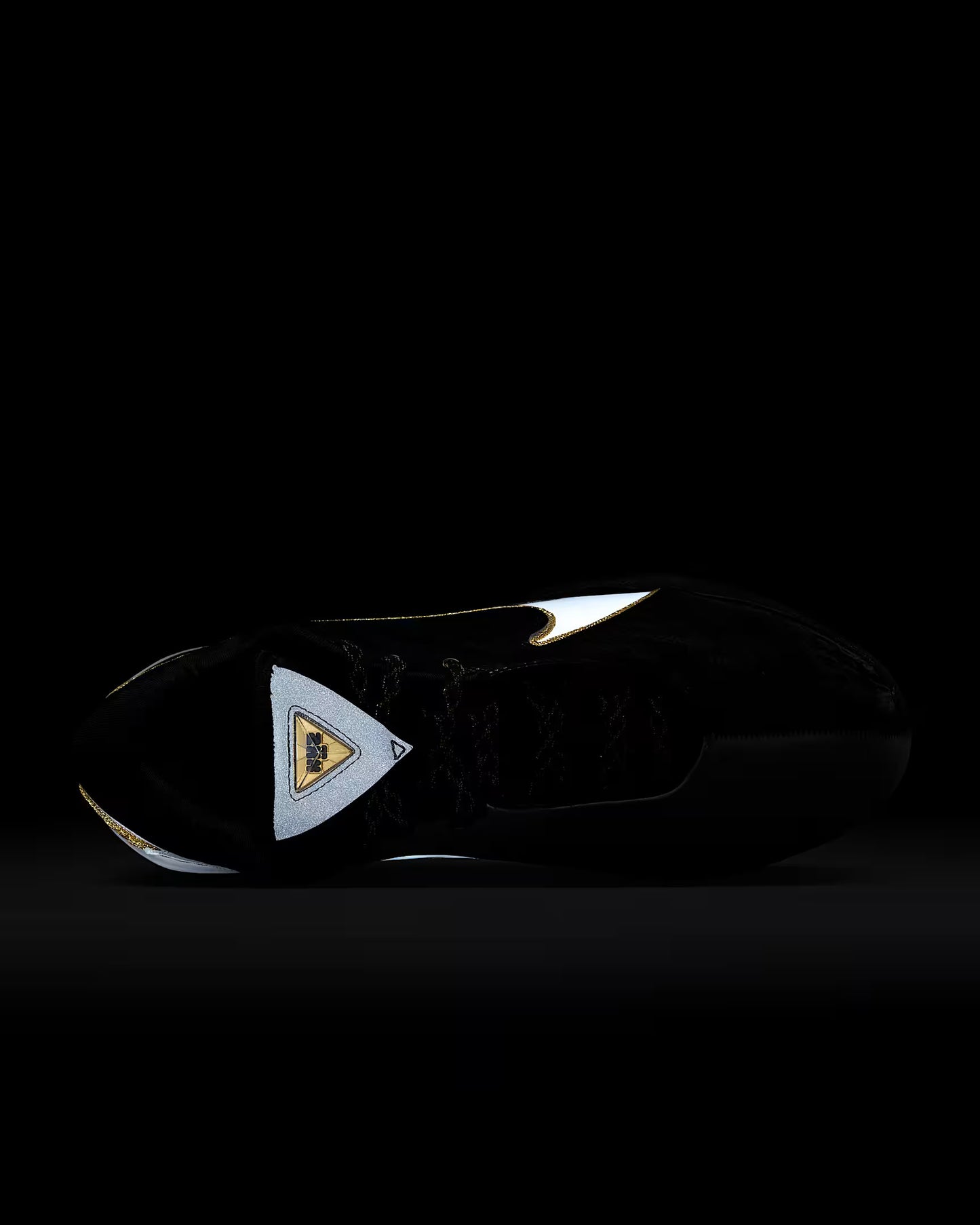 LeBron XXII EP 'Mogul'