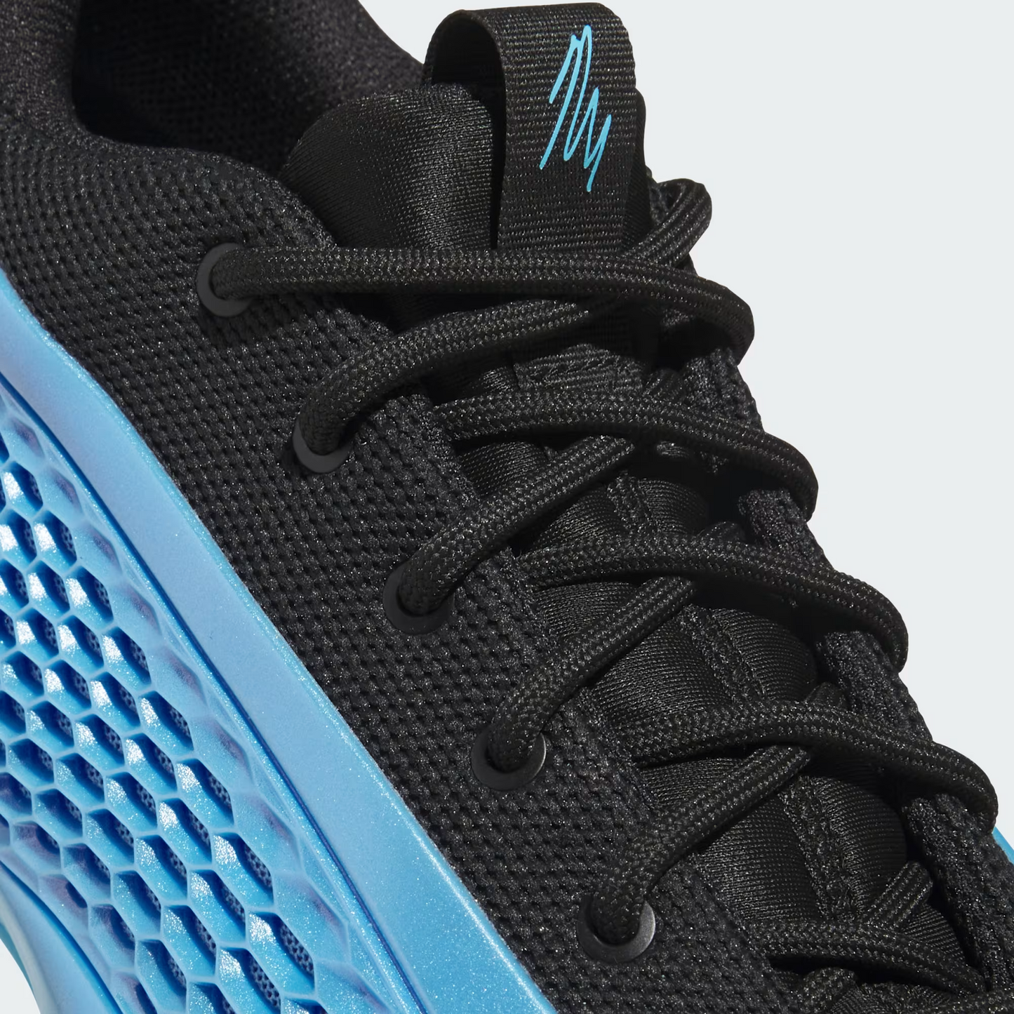 AE1 Low Trainers "Blue Burst"