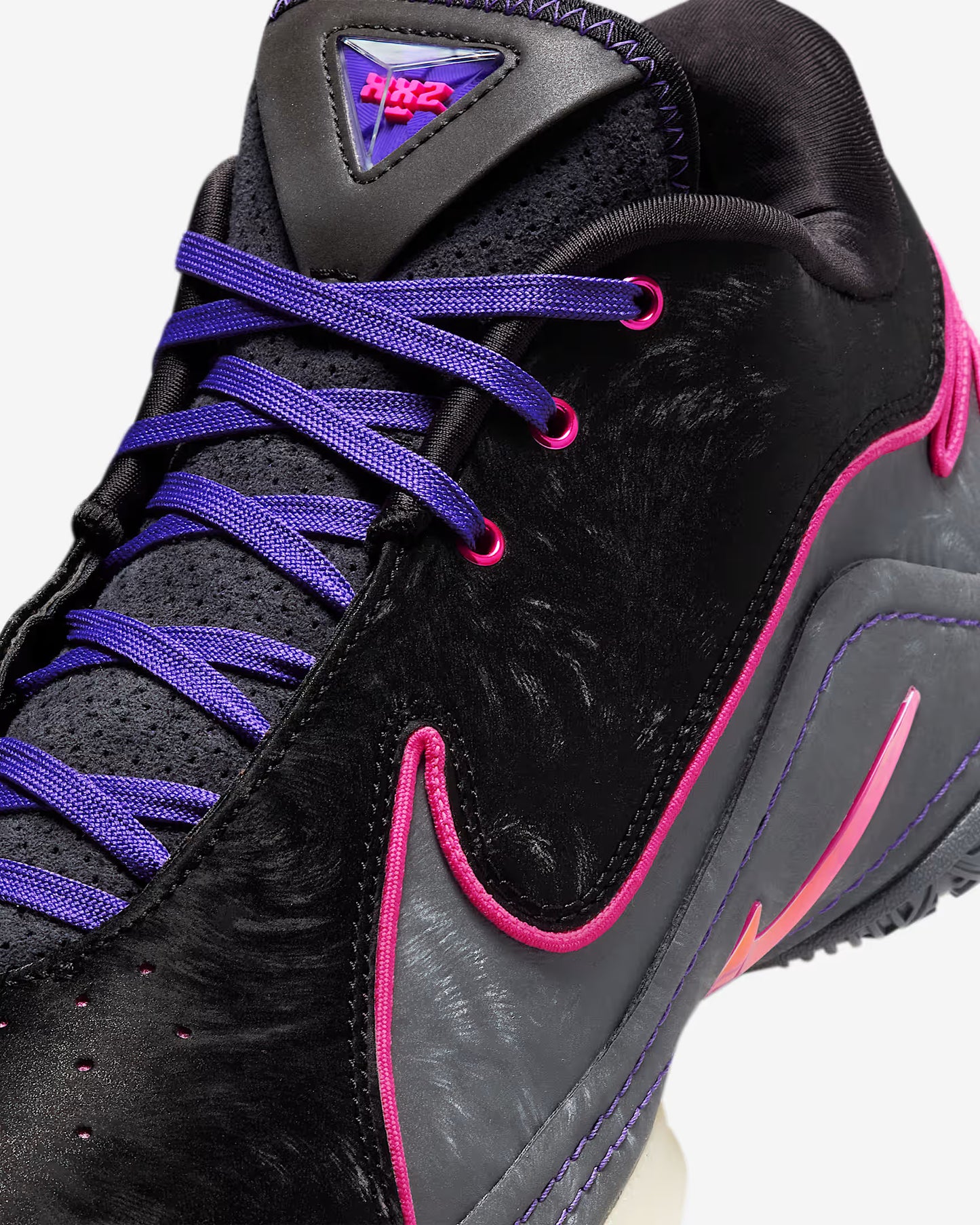 LeBron XXII EP 'Blacklight'