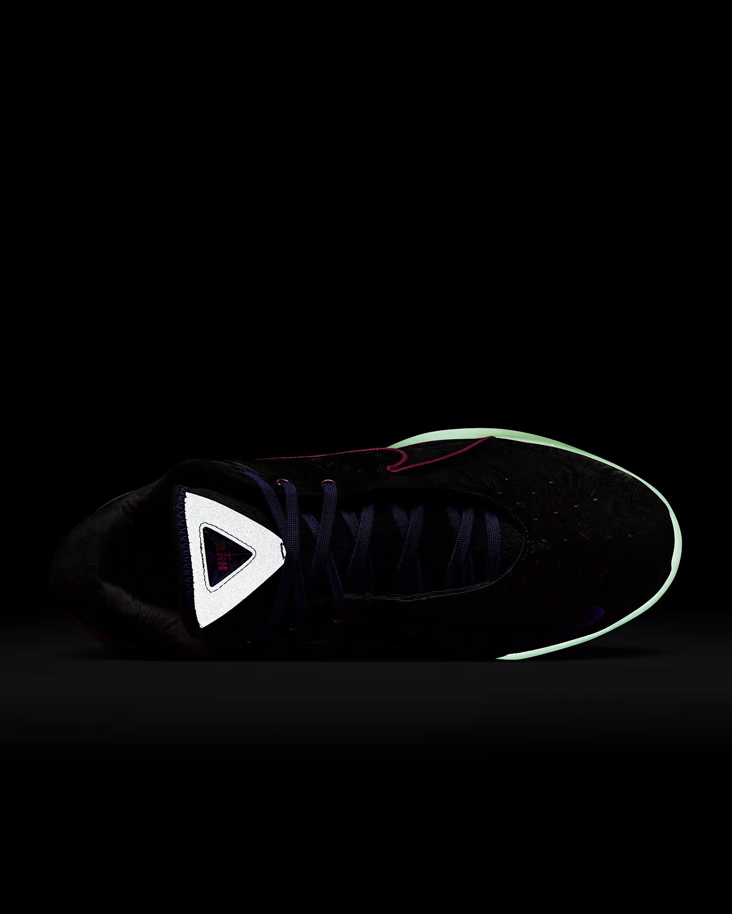 LeBron XXII EP 'Blacklight'
