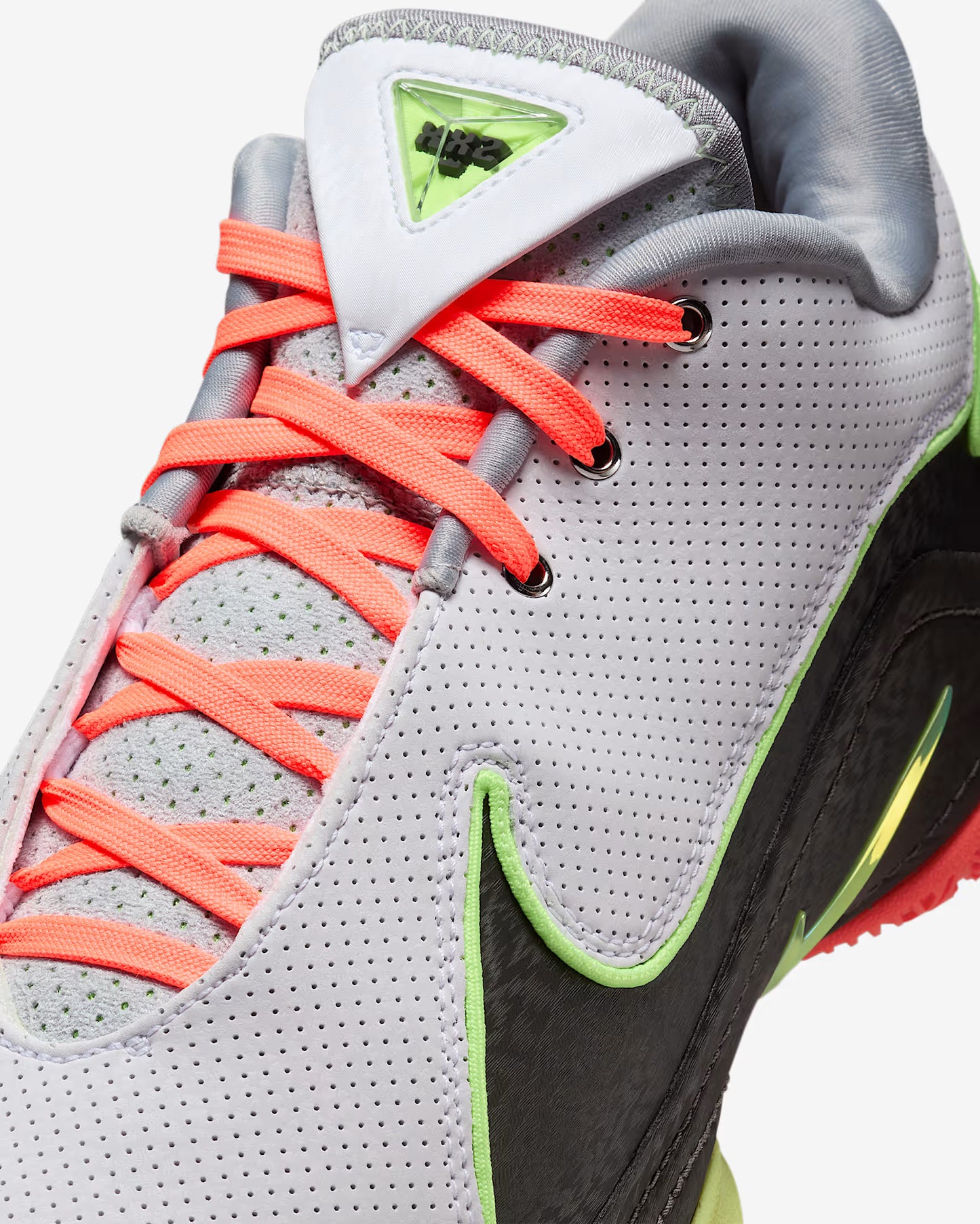 LeBron XXII EP 'Crown Jewel'